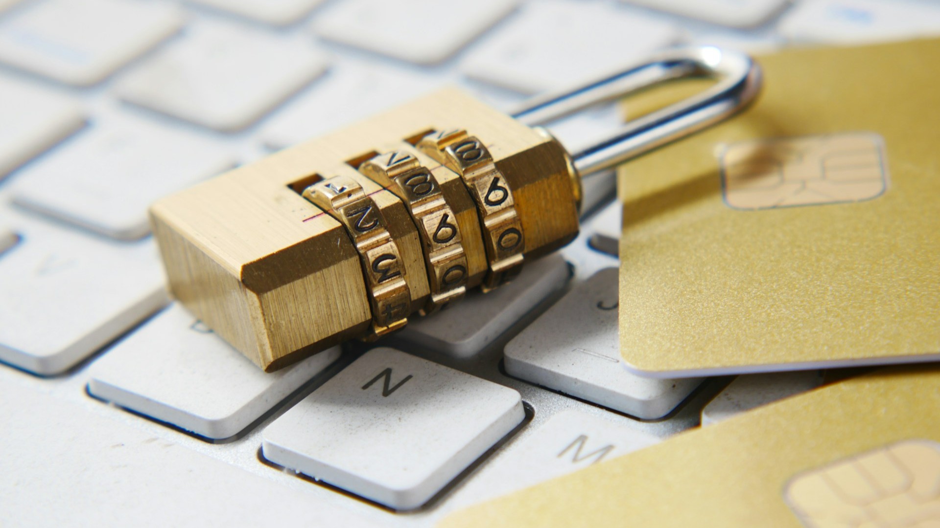 Najbolji antivirus softveri za zaštitu privatnosti (Top 13)